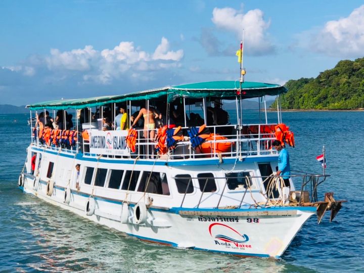 Travel Safe and Comfortable on a Big Boat