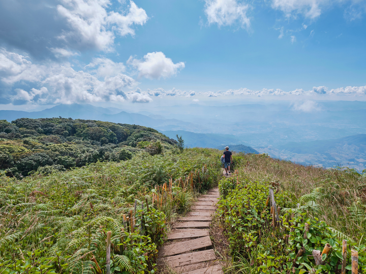 Trek on Kew Mae Pan Heaven Trail