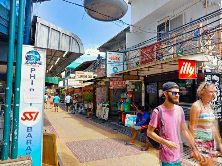 Relax time on Phi Phi Don island